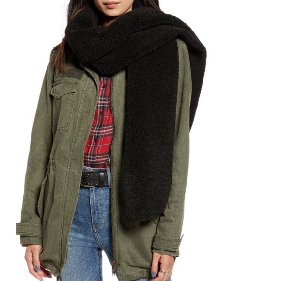 TREASURE & BOND Faux Shearling Stole - Picture 1 of 6